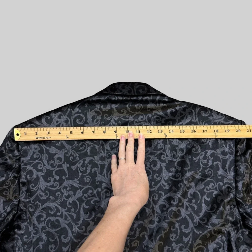 Rare Brioni Ernani Velvet Mens 46R Black Silver  Tuxedo Jacket Peak Lapel Italy
